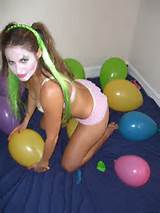 Click HERE to see more Clown Blowjobs