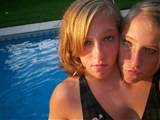 Rare conjoined twins-Abigail and Brittany Hensel