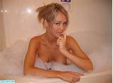 Foxy Jacky gives a blowjob in the bathtub from Foxy Jacky