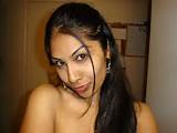 Cute desi wife pleases hubby with blow job