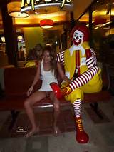 Mcdonald S Flashing Pussy And Blowjobs Of Ronald