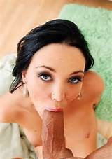 ... Megan Foxx (no relation) give a blowjob and get her face cummed on